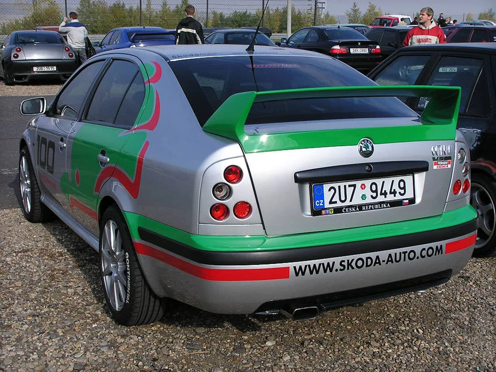 Czech motor-racing circuit Most - Open Doors 22.10.2005 – Photo 45 of 86
