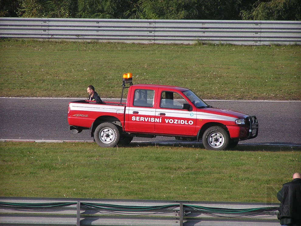 Czech motor-racing circuit Most - Open Doors 22.10.2005 – Photo 74 of 86