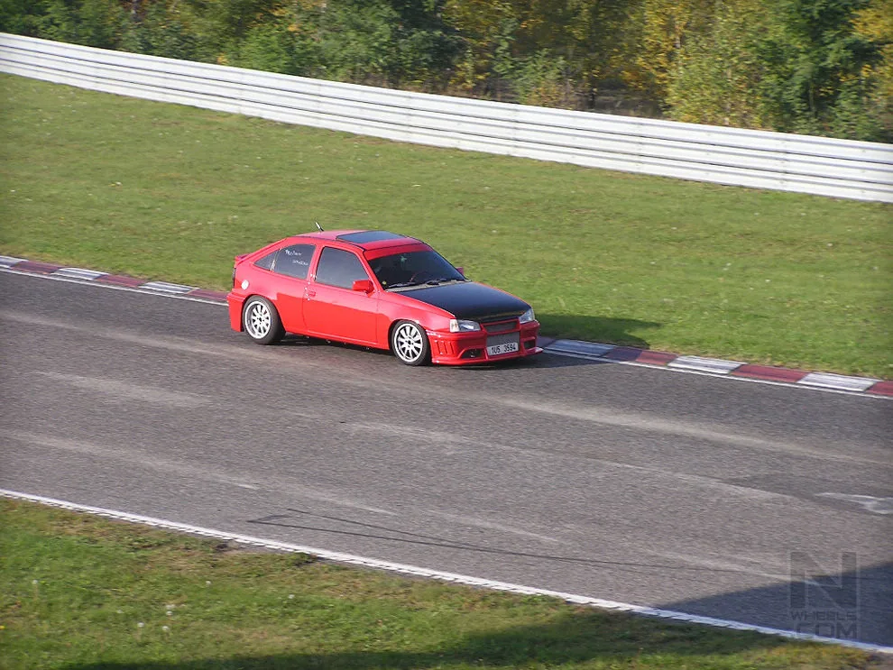 Czech motor-racing circuit Most - Open Doors 22.10.2005 – Photo 85 of 86