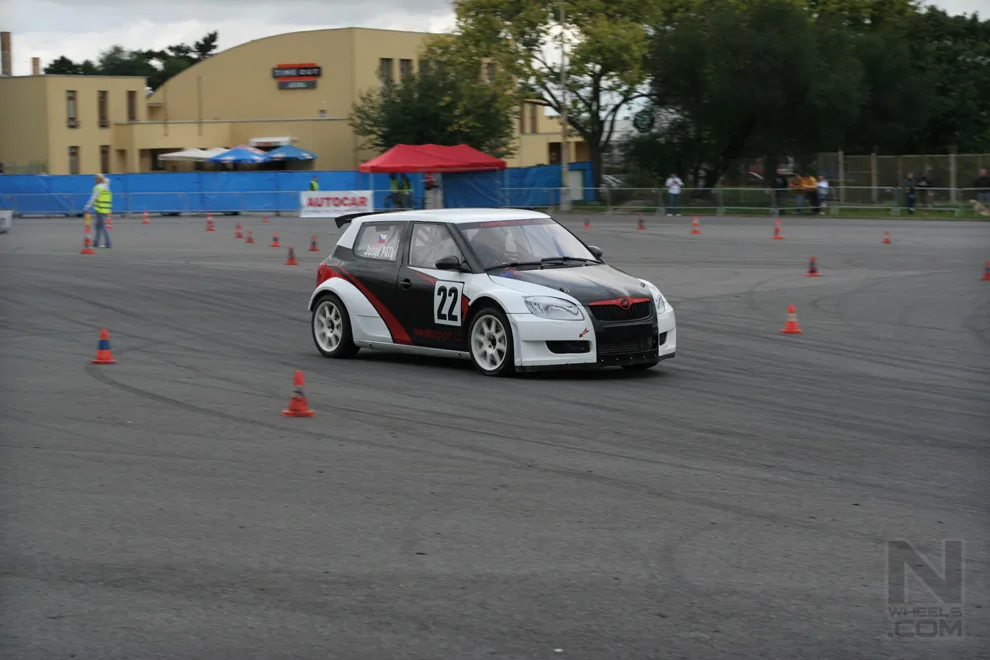 Dobre Pneu Drift Grand Prix Praha Strahov 25.7.2009 – Fotka 10 z 126