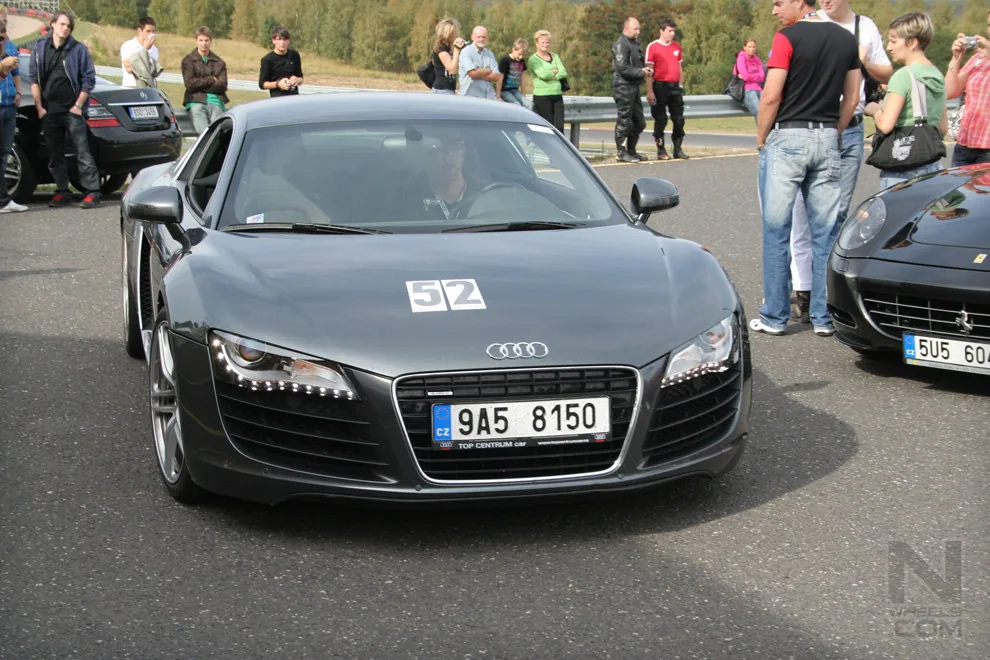 Sportcars meeting in Most, Czech Republic 2009 – Photo 11 of 94