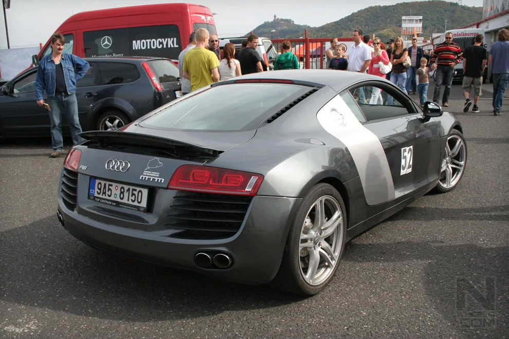 Sportcars meeting in Most, Czech Republic 2009 – Photo 12 of 94