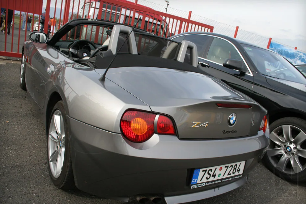 Sportcars meeting in Most, Czech Republic 2009 – Photo 19 of 94