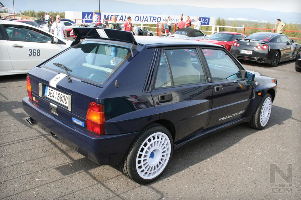 Sportcars meeting in Most, Czech Republic 2009 – Photo 37 of 94