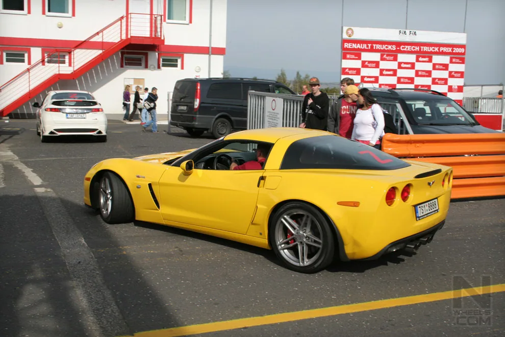 Sportcars meeting in Most, Czech Republic 2009 – Photo 45 of 94