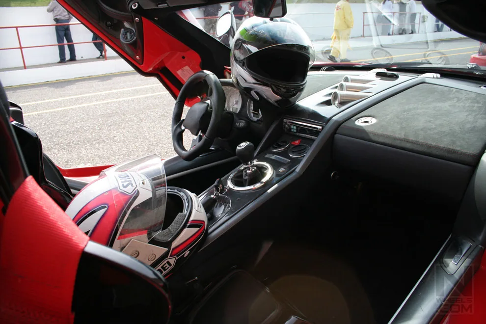 Sportcars meeting in Most, Czech Republic 2009 – Photo 54 of 94