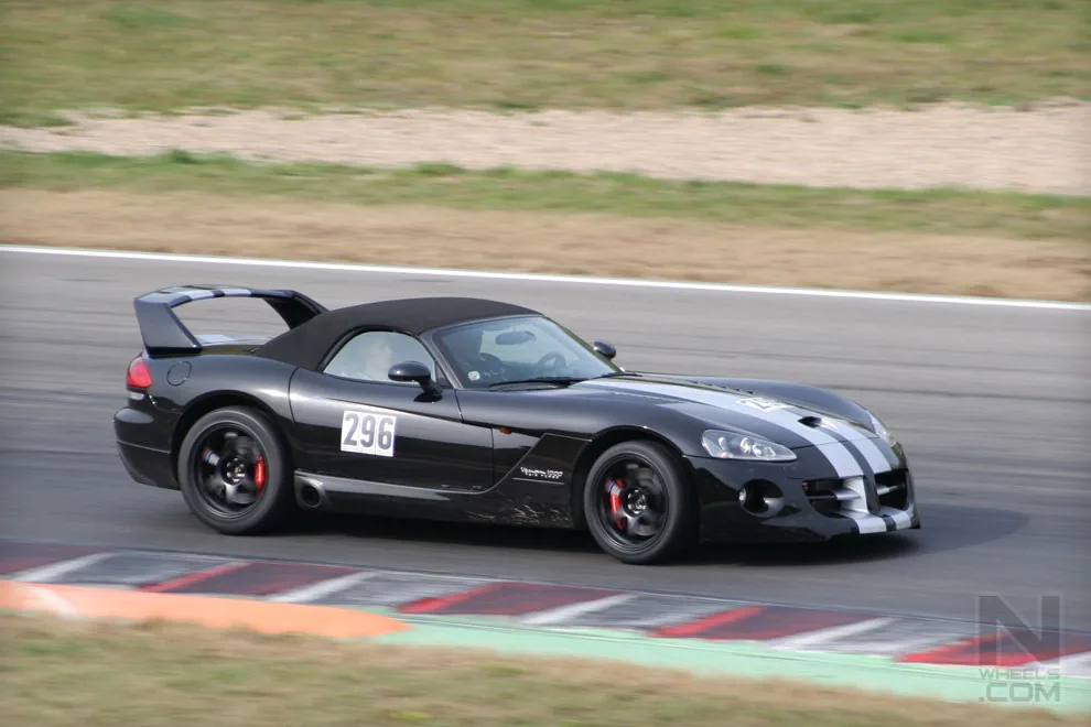 Sportcars meeting in Most, Czech Republic 2009 – Photo 62 of 94
