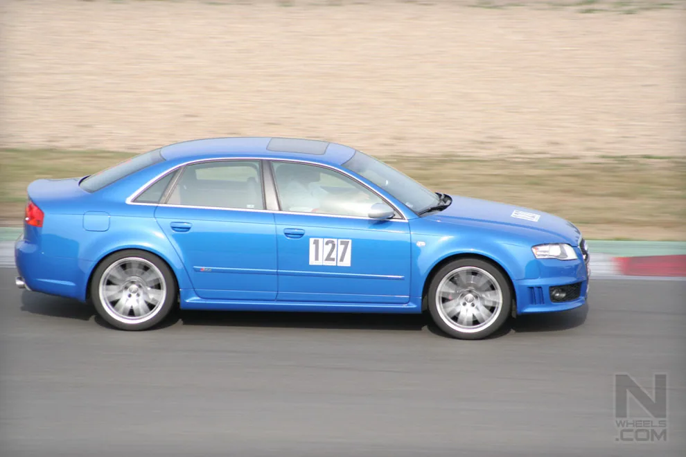 Sportcars meeting in Most, Czech Republic 2009 – Photo 66 of 94