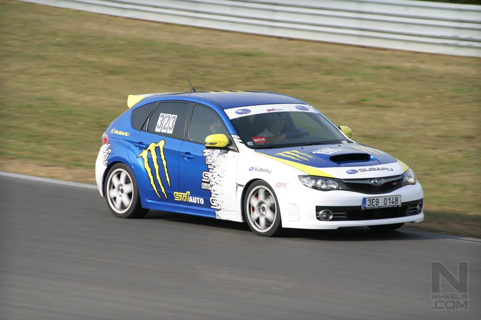 Sportcars meeting in Most, Czech Republic 2009 – Photo 83 of 94