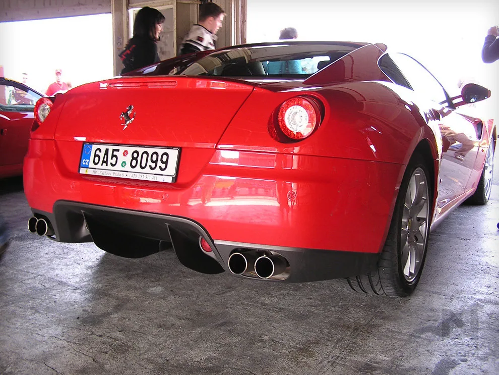 Biggest sportcars meeting in Czech Republic - Motor-racing circuit  Most 28.09.2006 – Photo 13 of 141