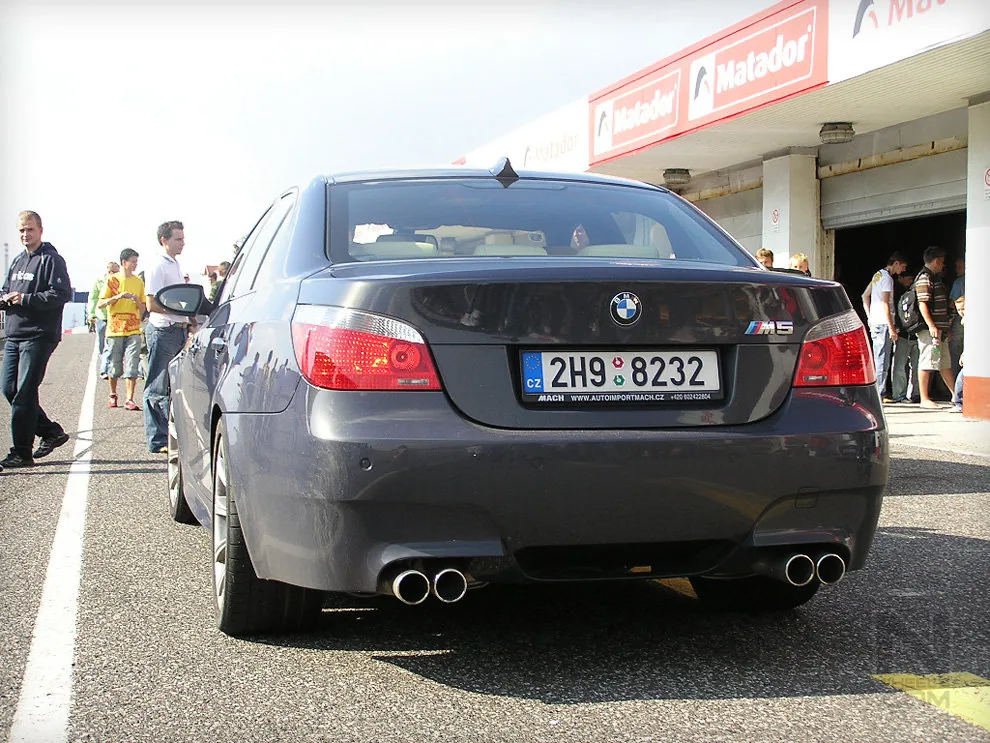 Biggest sportcars meeting in Czech Republic - Motor-racing circuit  Most 28.09.2006 – Photo 34 of 141