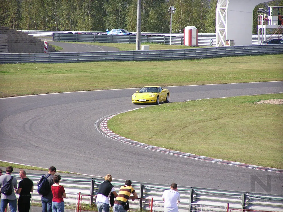 Biggest sportcars meeting in Czech Republic - Motor-racing circuit  Most 28.09.2006 – Photo 60 of 141