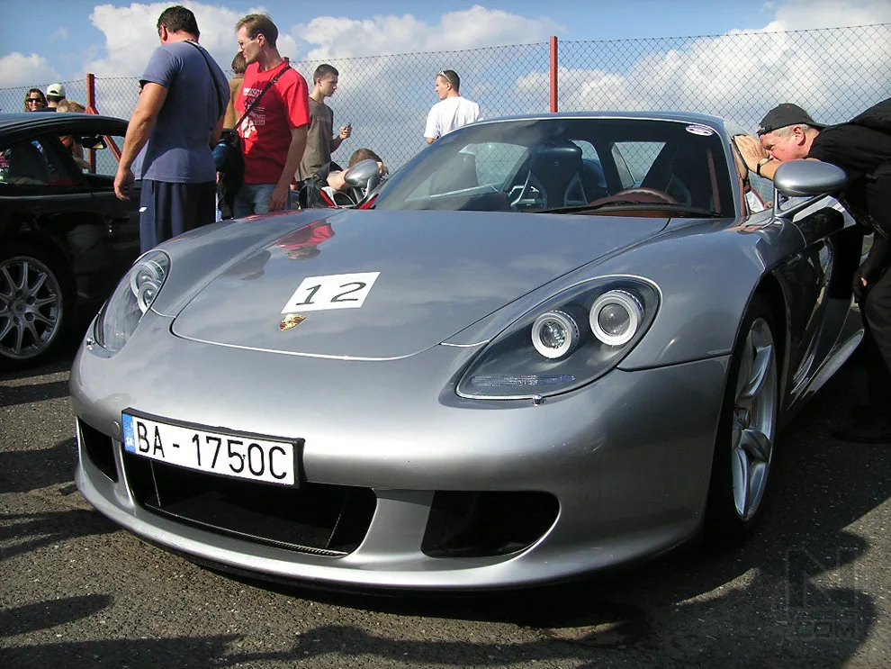 Biggest sportcars meeting in Czech Republic - Motor-racing circuit  Most 28.09.2006 – Photo 69 of 141