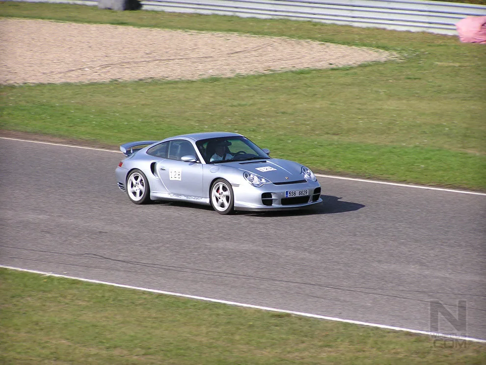 Biggest sportcars meeting in Czech Republic - Motor-racing circuit  Most 28.09.2006 – Photo 81 of 141