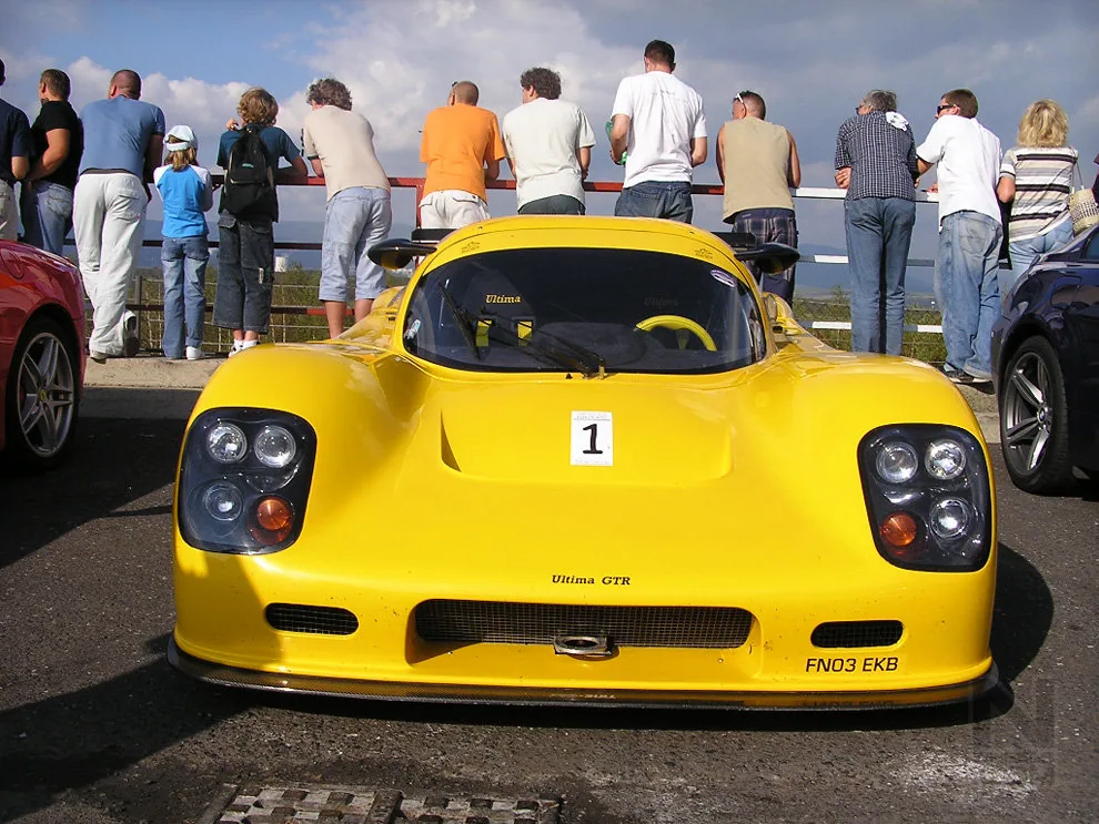 Biggest sportcars meeting in Czech Republic - Motor-racing circuit  Most 28.09.2006 – Photo 112 of 141