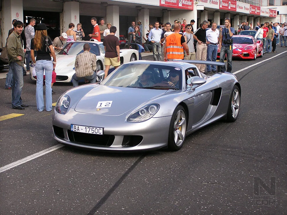 Biggest sportcars meeting in Czech Republic - Motor-racing circuit  Most 28.09.2006 – Photo 123 of 141