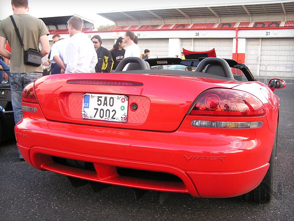 Biggest sportcars meeting in Czech Republic - Motor-racing circuit  Most 28.09.2006 – Photo 139 of 141