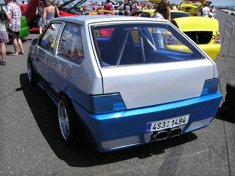 Tuning Agara Fajn Party - Czech Republic, Panensky Tynec 15.7.2006 – Photo 18 of 151