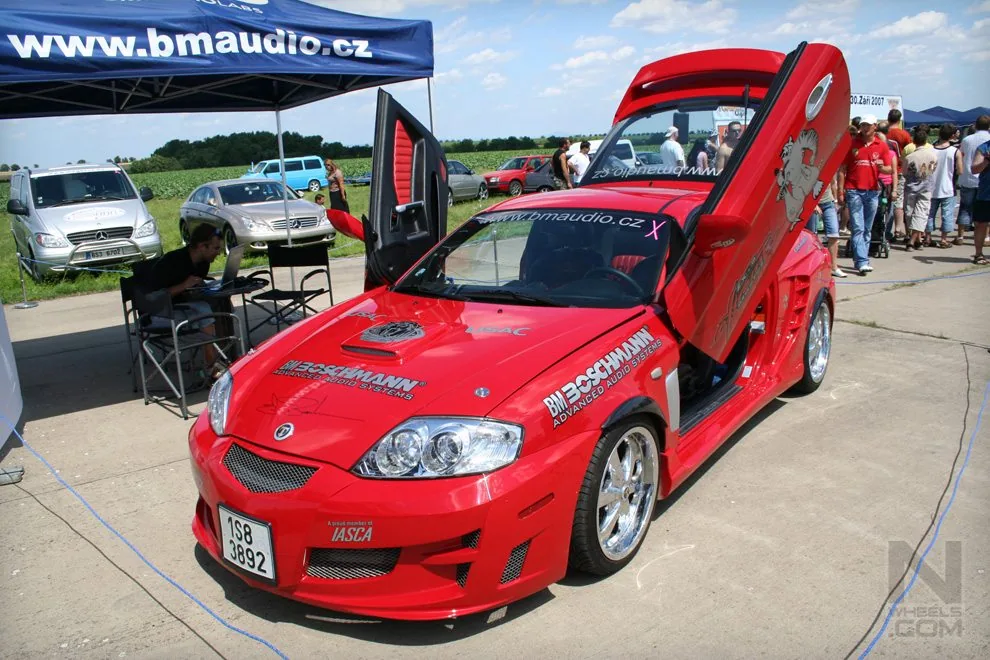 Panenský Týnec 2007 - Tuning Magazine CAR WARS - FAJN Tuning Party 14.7.2007 – Fotka 82 z 147