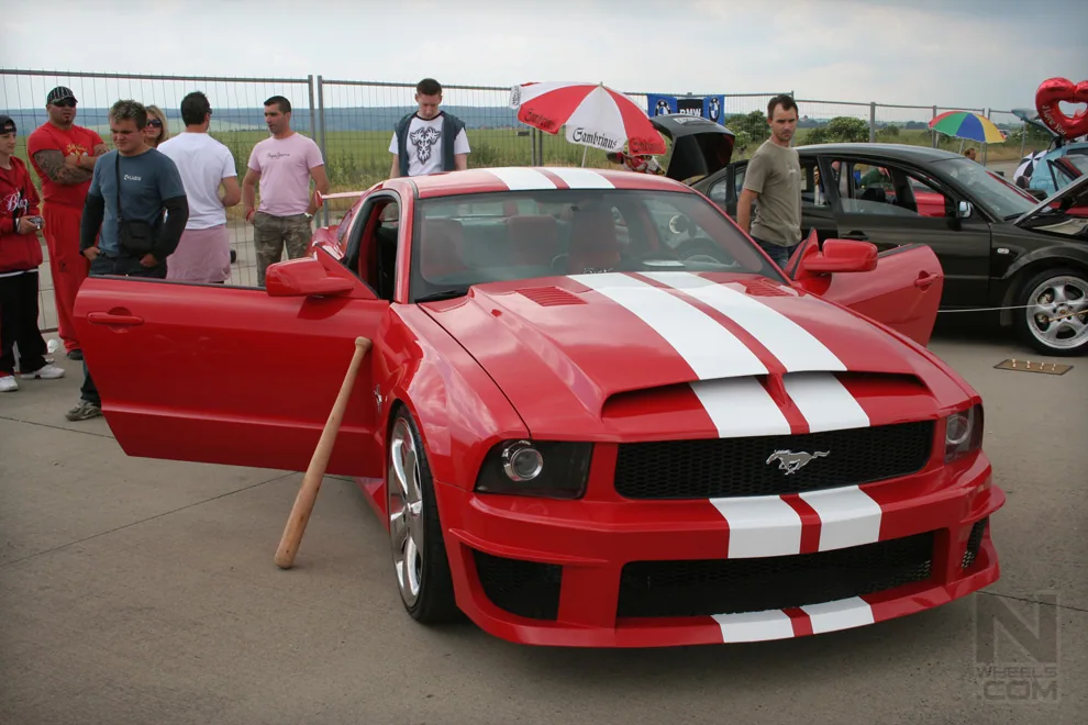 Tuning show Panensky Tynec - Tuning Magazine CAR WARS 2008 – Photo 11 of 146