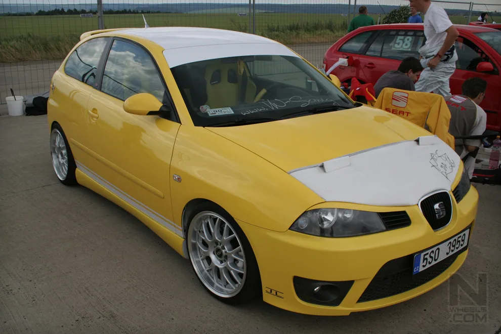 Tuning show Panensky Tynec - Tuning Magazine CAR WARS 2008 – Photo 18 of 146