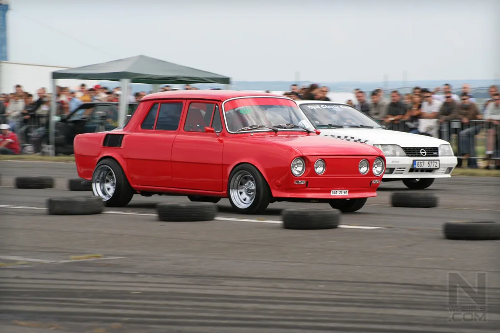 Tuning show Panensky Tynec - Tuning Magazine CAR WARS 2008 – Photo 83 of 146